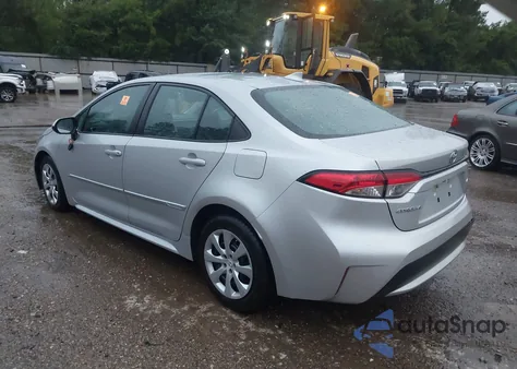2020 Toyota Corolla Le z USA, uszkodzony, nr VIN 5YFEPRAE7LP121358